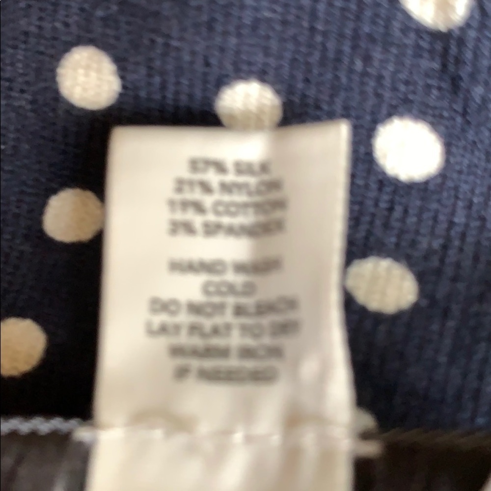ANN TAYLOR LOFT navy blue polka dot surplice short sleeve v neck knit top - Picture 7 of 7